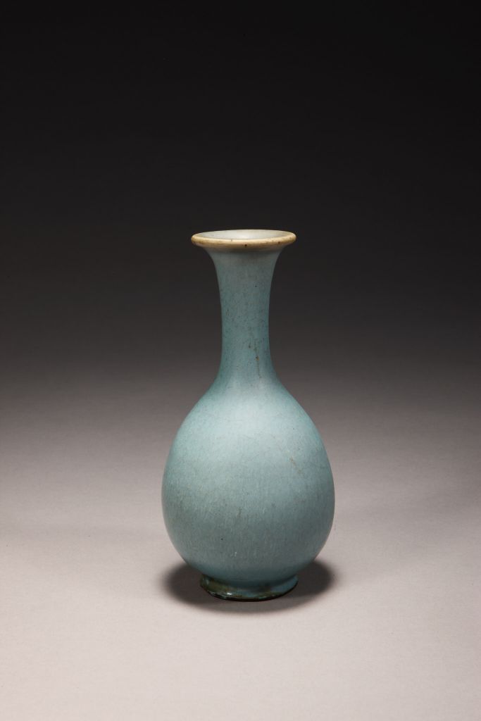 图片[1]-Jun Kiln Sky Blue Glazed Jade Pot Spring Bottle-China Archive